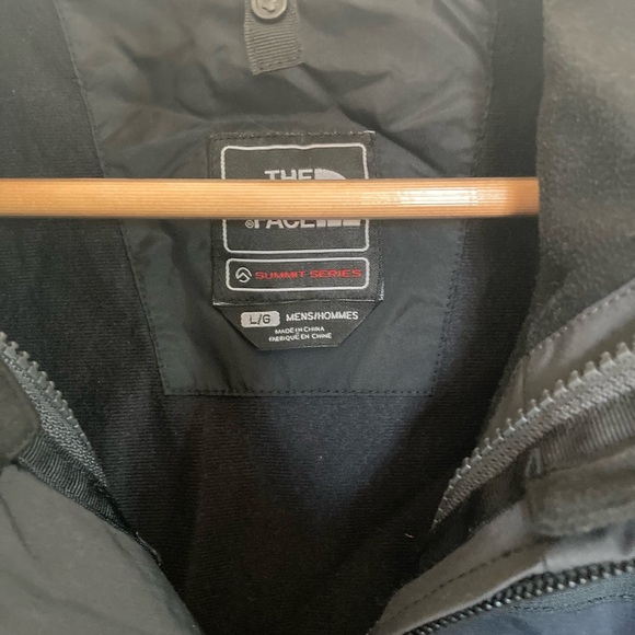 The North Face Summit Series Ski Jacket - Large - Picture 2 of 4